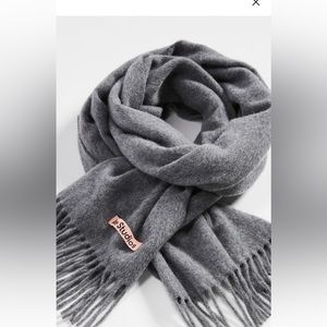 grey acne scarf - Excellent condition
